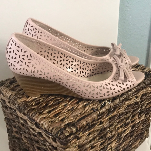 Pewter pink wedges - Picture 3 of 6
